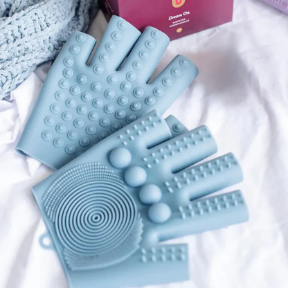 In good Hands- Silicone Mittens